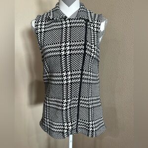 Women’s CHAPS brand Houndstooth Vest, EUC!